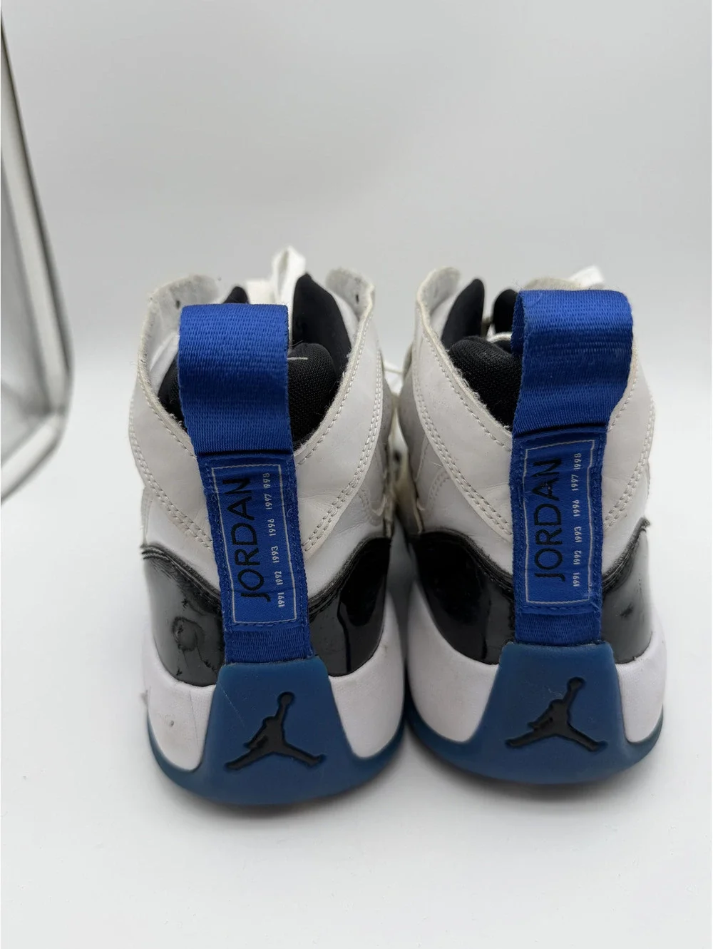 Vintage Jordan Basketball Sneakers Blue Black White Size 9
